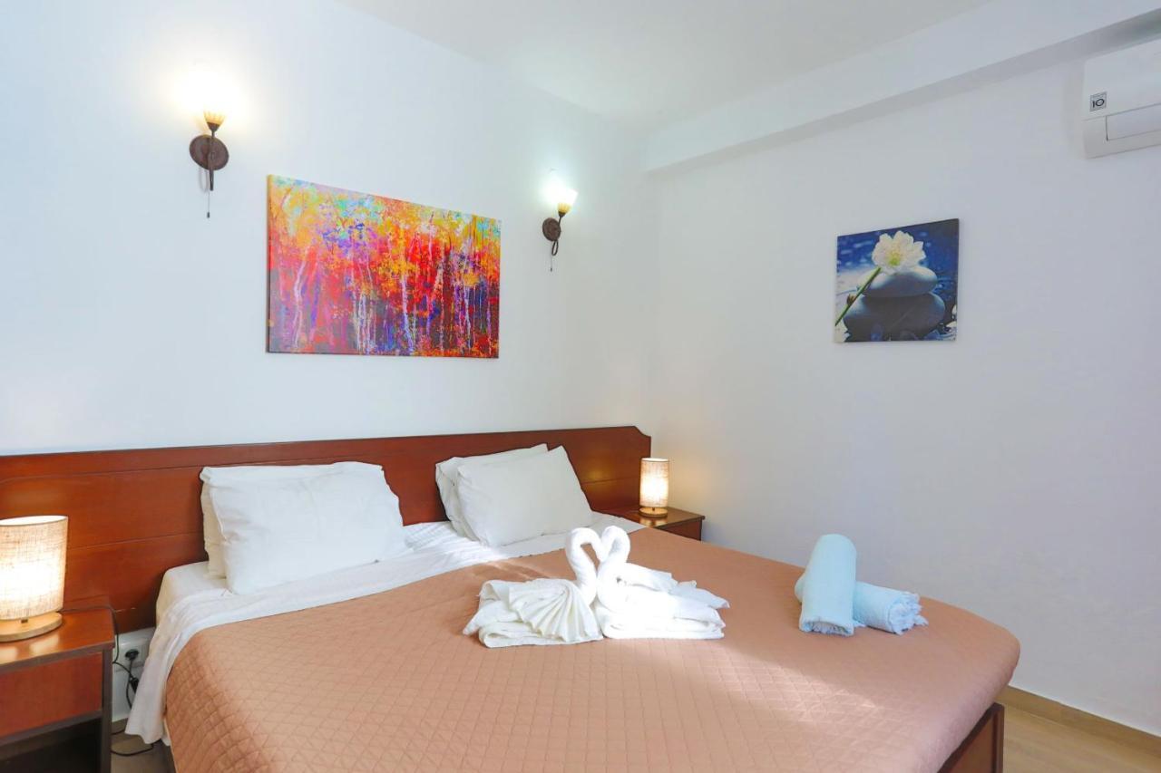 Kaminaki Beachfront Apartments Niszáki Kültér fotó