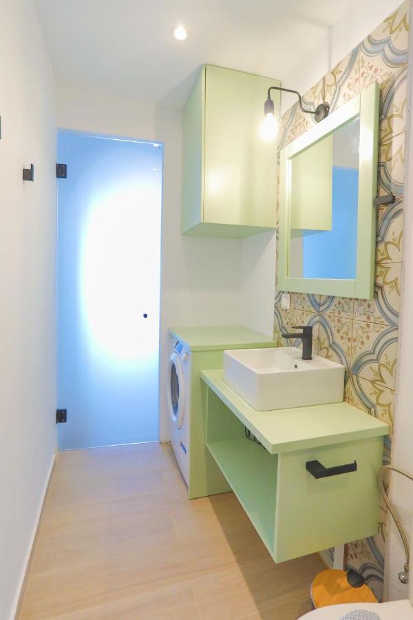 Kaminaki Beachfront Apartments Niszáki Kültér fotó